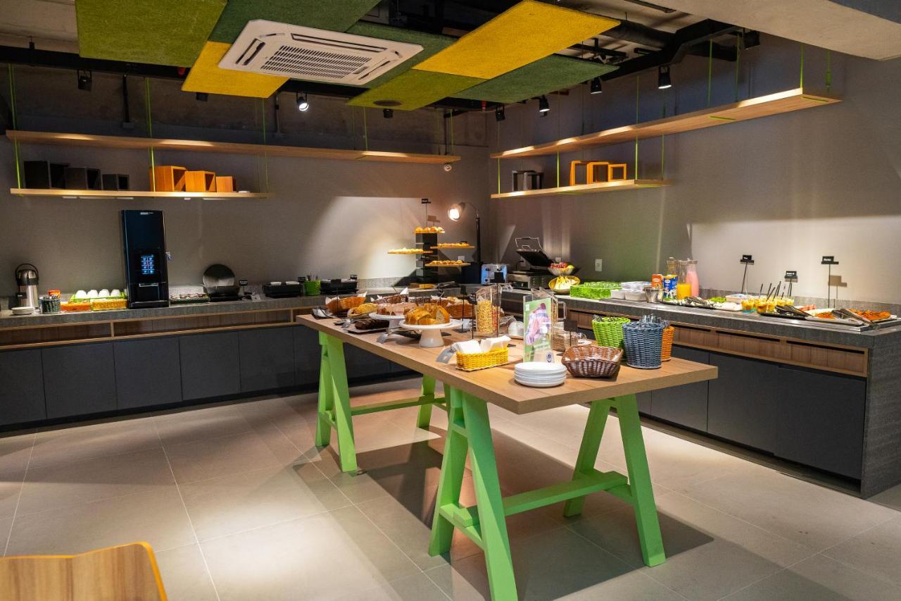 Hotel Ibis Styles Moinhos De Vento 3*