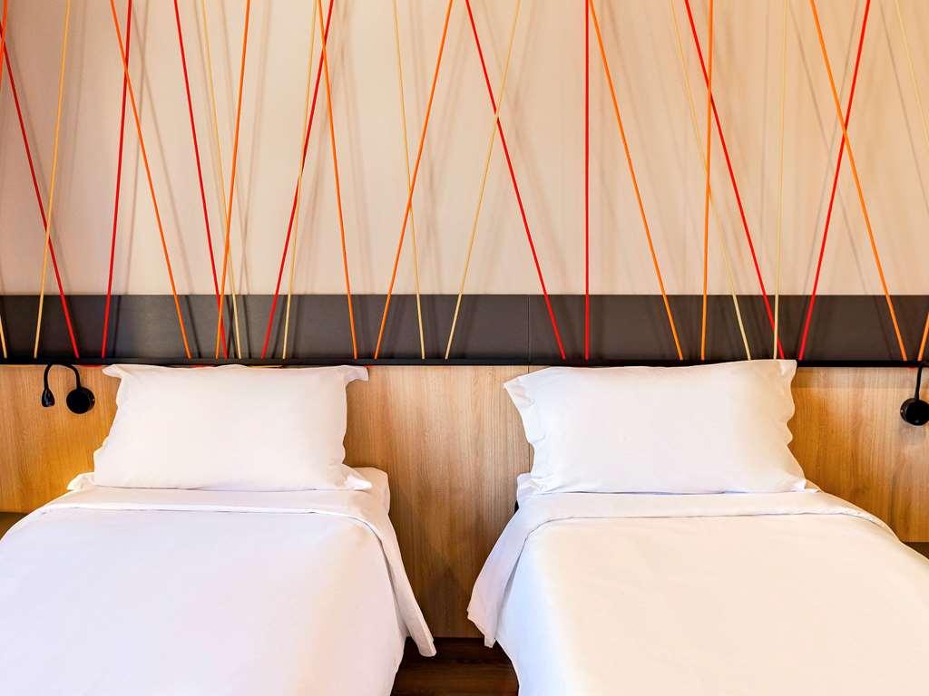 Hotel Ibis Styles Moinhos De Vento 3*