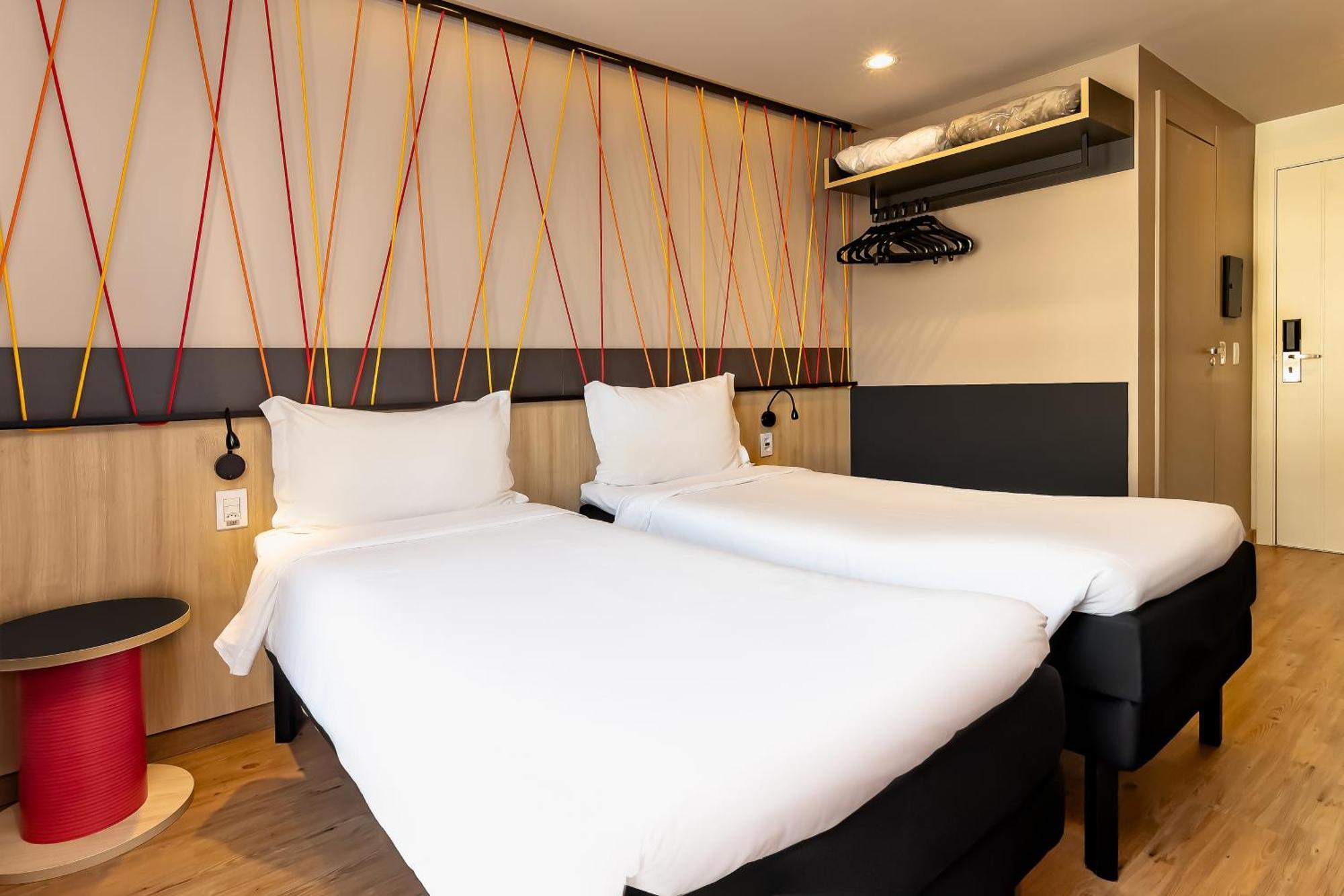 Hotel Ibis Styles Moinhos De Vento 3*